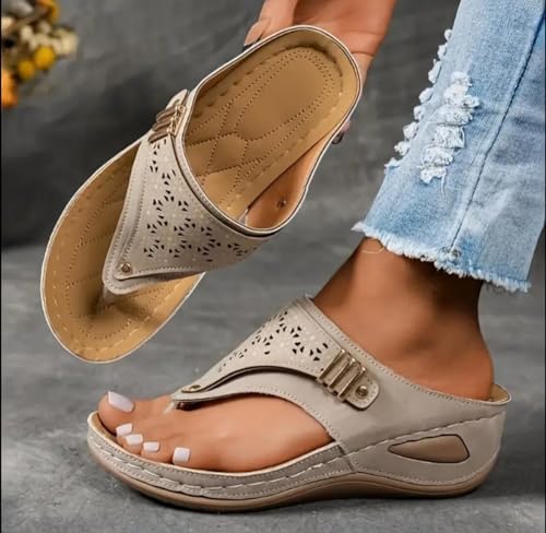 Women’s Buckled Thong Footbed Sandals